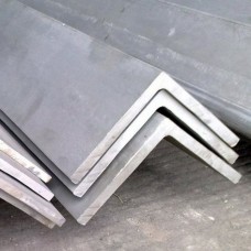 Уголок нержавеющий полированный равнополочный г/к AISI 304 10х10х2 мм